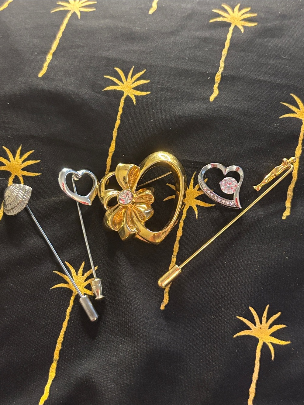 Lot Gold and Silver Heart & Flower Brooch Set - Women's Jewelry